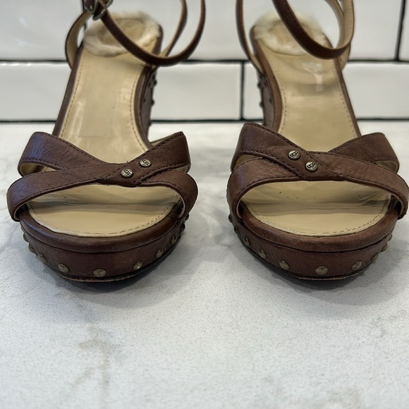 UGG Australia Rochelle Buckle Wedges Platforms Sandals for Women 8 - Picture 5 of 16